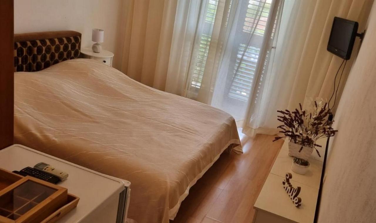 Apartments And Rooms With Parking Space Supetar, Brac - 5658 Luaran gambar