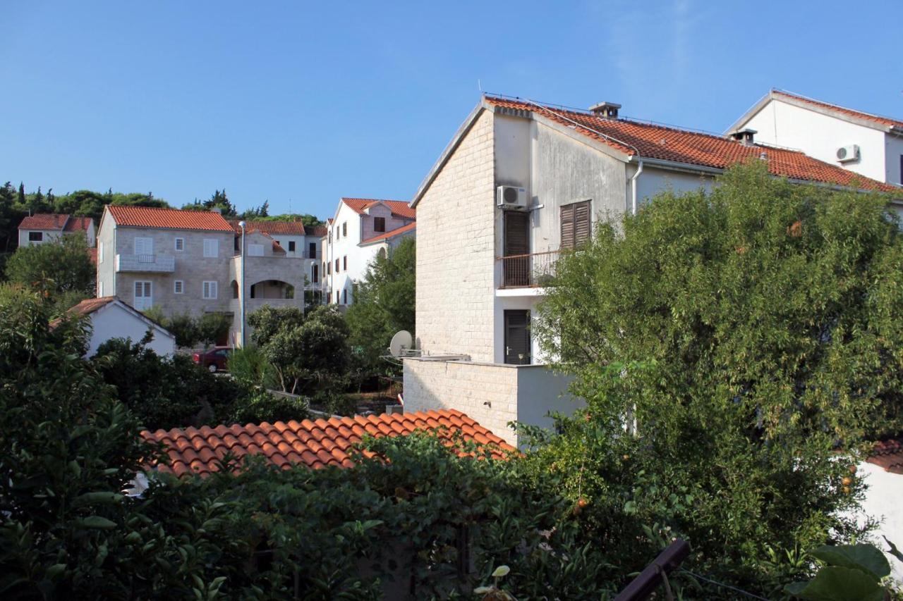 Apartments And Rooms With Parking Space Supetar, Brac - 5658 Luaran gambar