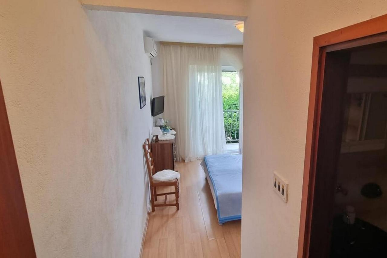 Apartments And Rooms With Parking Space Supetar, Brac - 5658 Luaran gambar