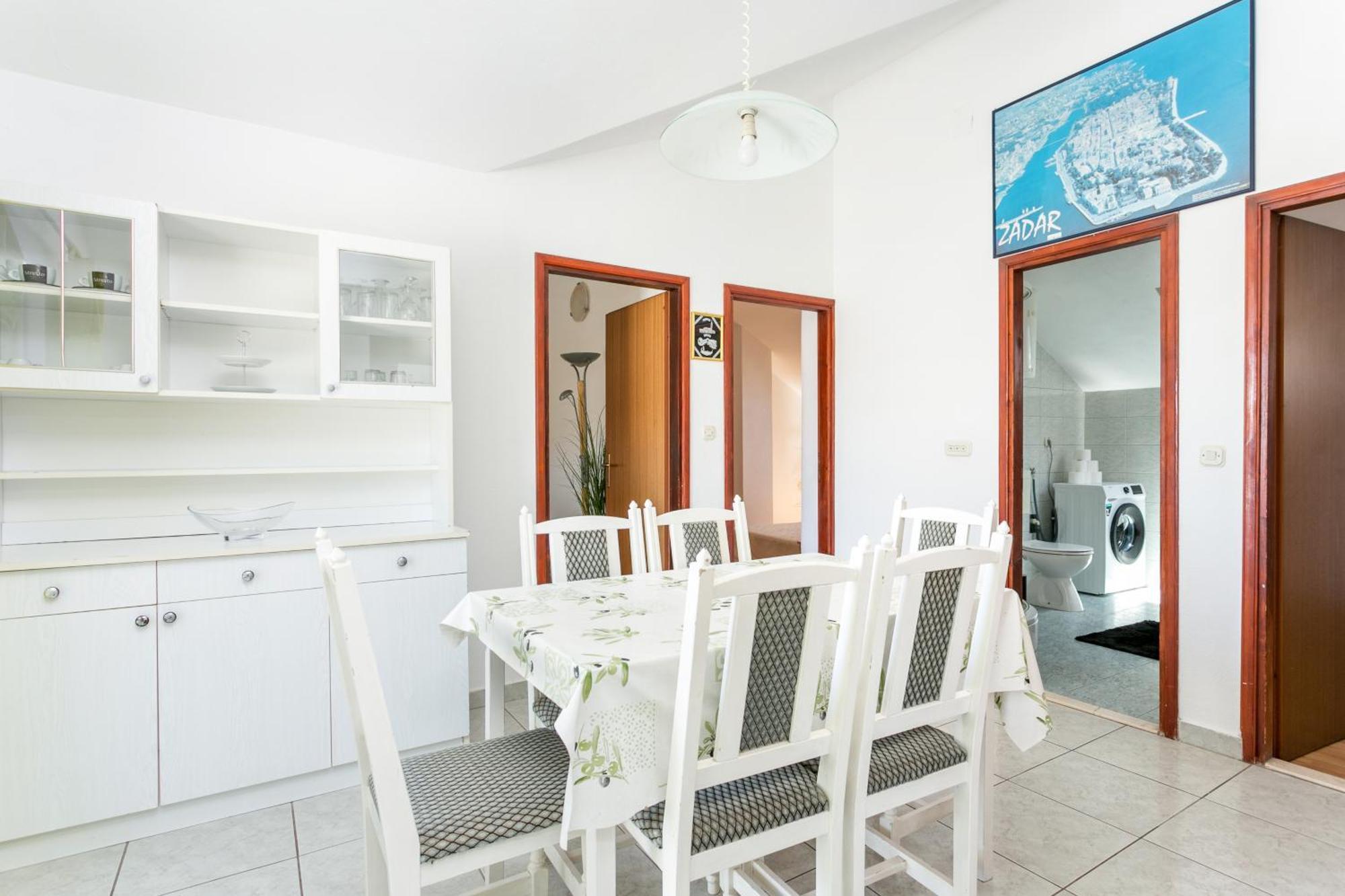 Apartments And Rooms With Parking Space Supetar, Brac - 5658 Bilik gambar