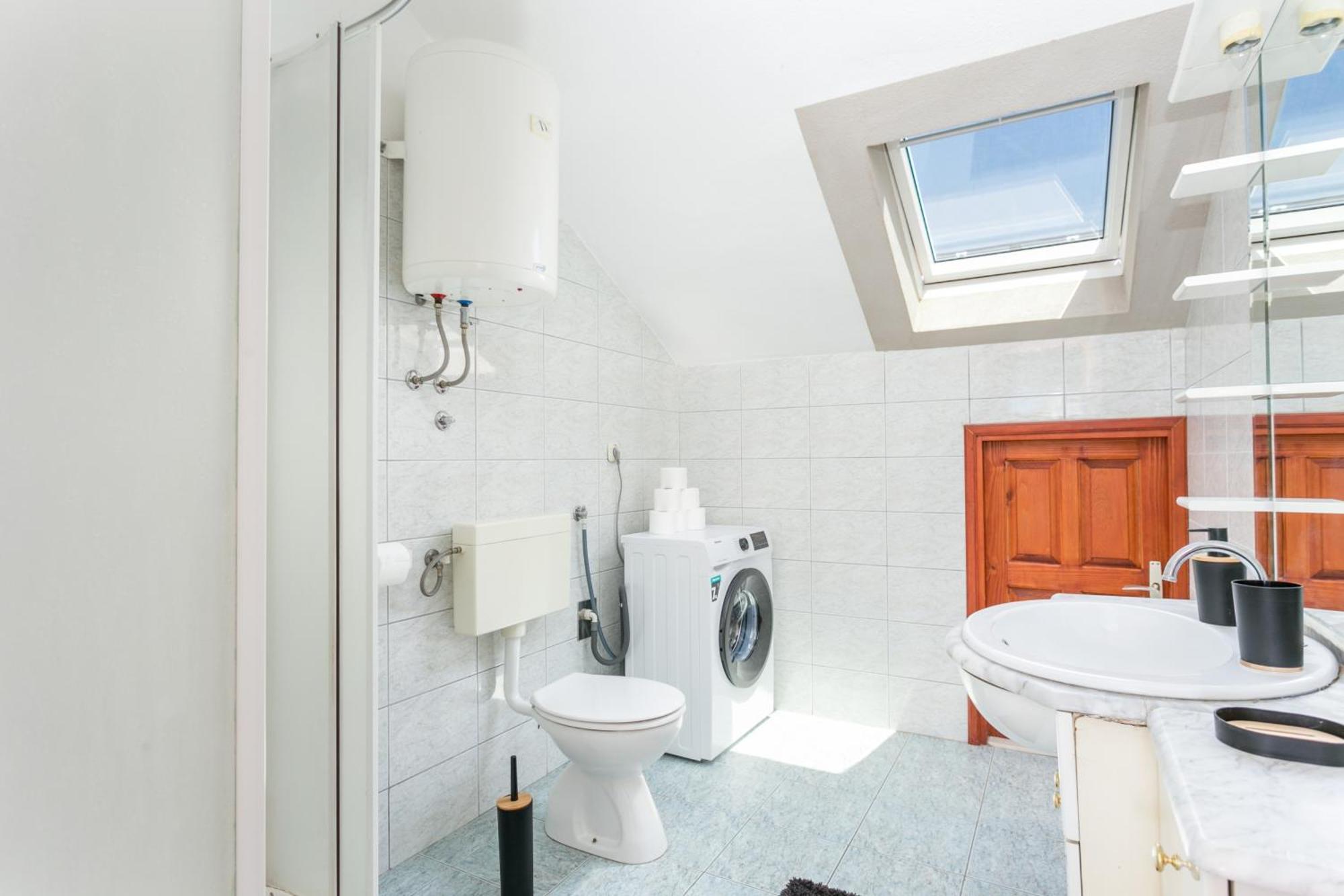 Apartments And Rooms With Parking Space Supetar, Brac - 5658 Luaran gambar